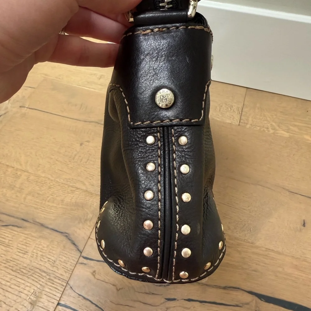 MICHAEL Michael Kors Black Studded Leather Shoulder Bag with Zippered Closure - Picture 6 of 16